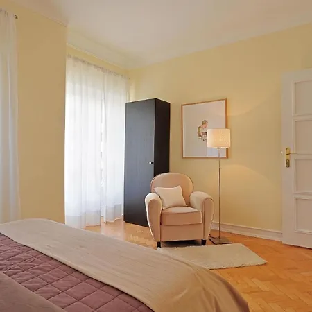 Apartment Studio Fuer 11 Personen Und 1 Kind In Lissabon, Regio De Costa De - B58323 Lisbon